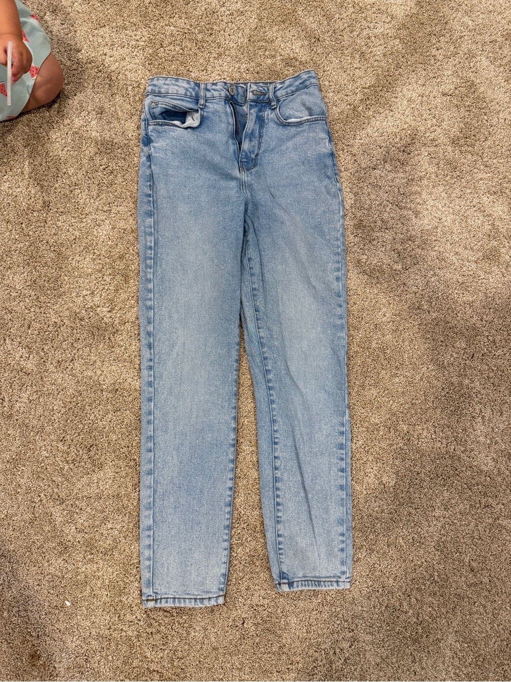 High-Rise Light Blue Women's Jeans — Classic Straight Leg